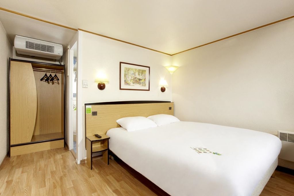 Hotel Campanile Nantes ~ Aéroport 3*