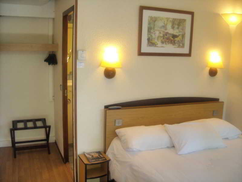 Hotel Campanile Nantes ~ Aéroport 3*